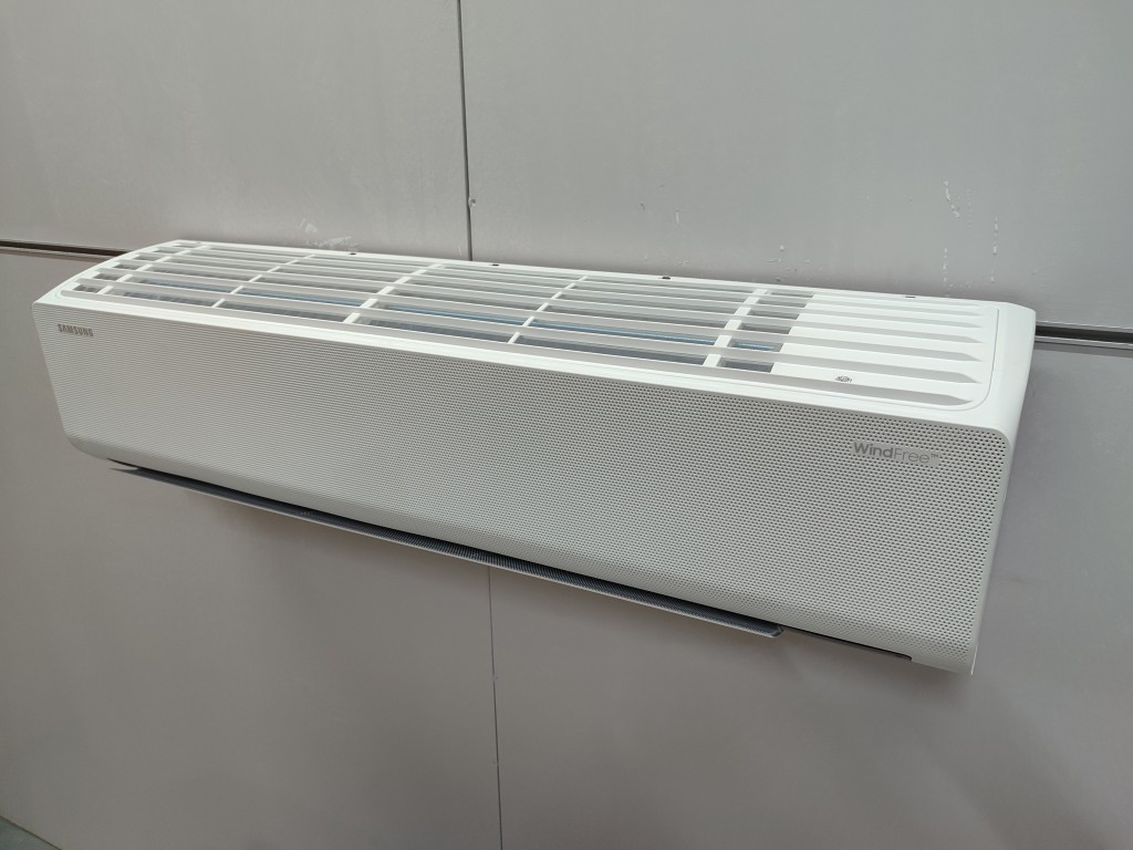 Samsung AR24BXFCM 24000 Btu Wi-Fi WindFree Klima görsel 2